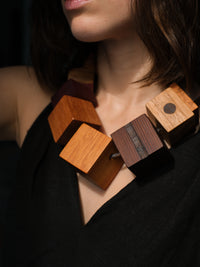 Wood Necklace - Fragmentos
